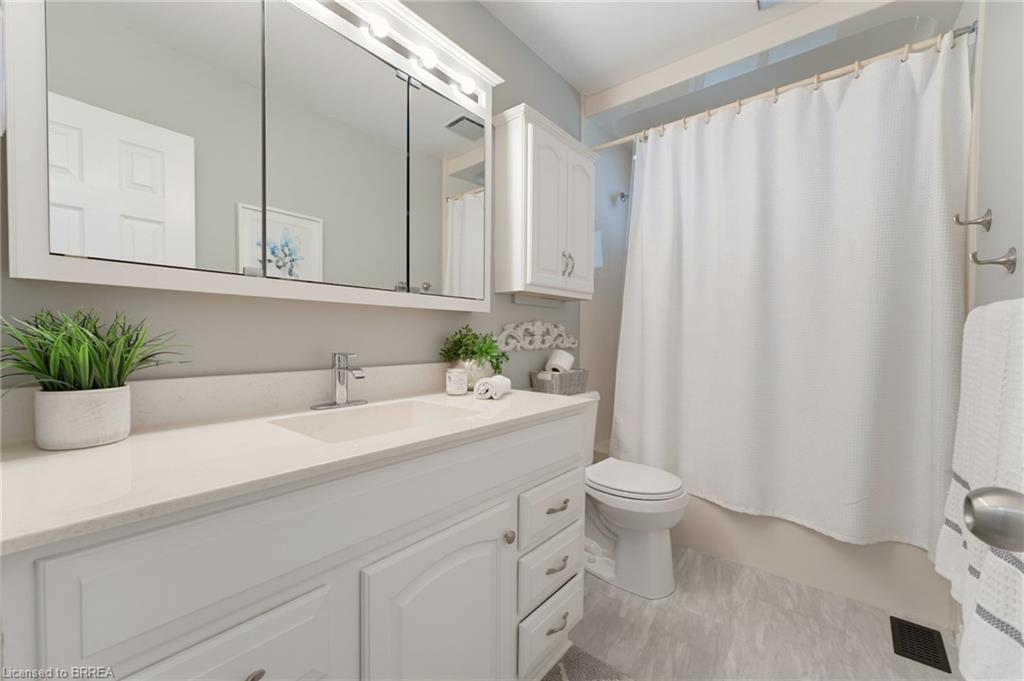 107 Pusey Boulevard Property Photo 17