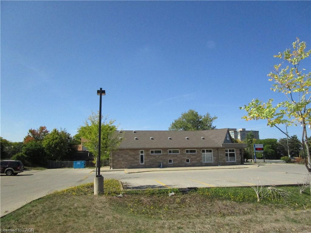 520 Highway 8 Property Photo 4