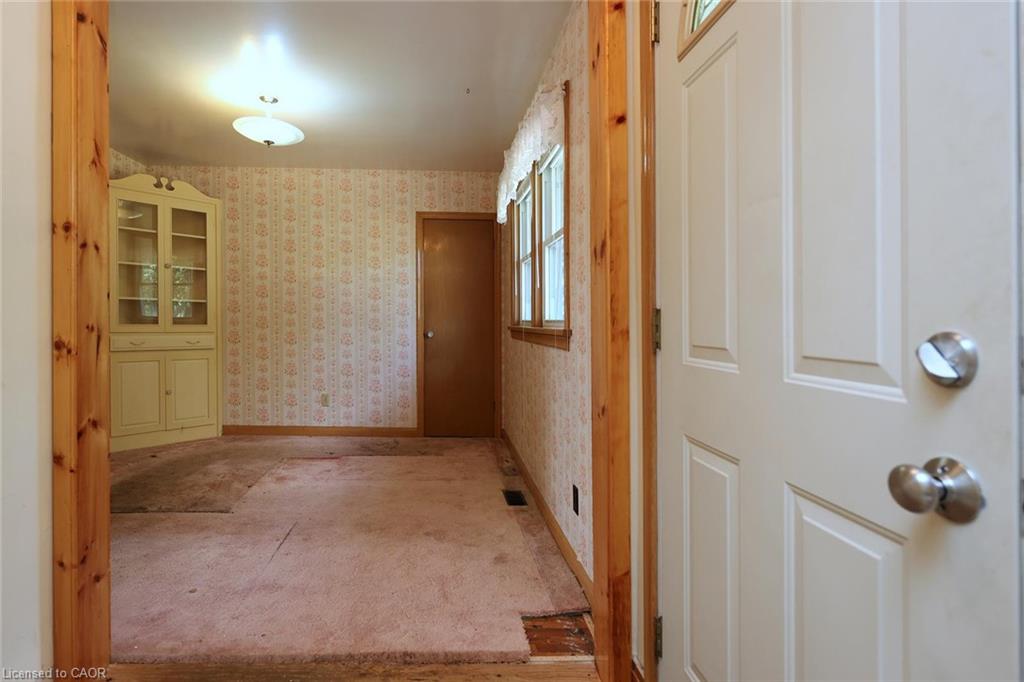 513 Ridge Road W Property Photo 6