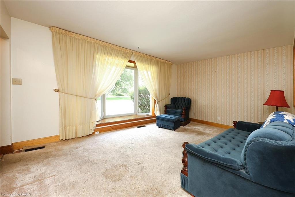 513 Ridge Road W Property Photo 8