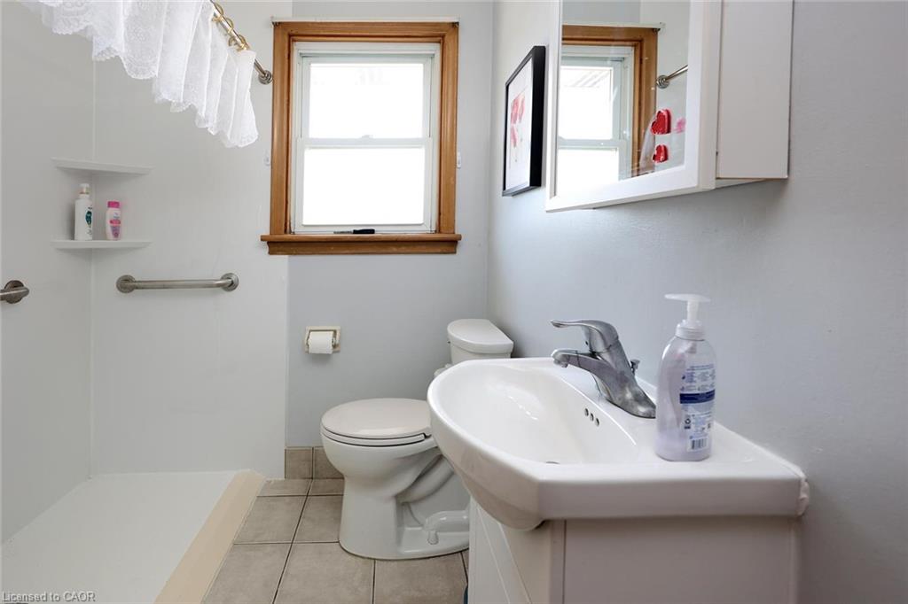 513 Ridge Road W Property Photo 30