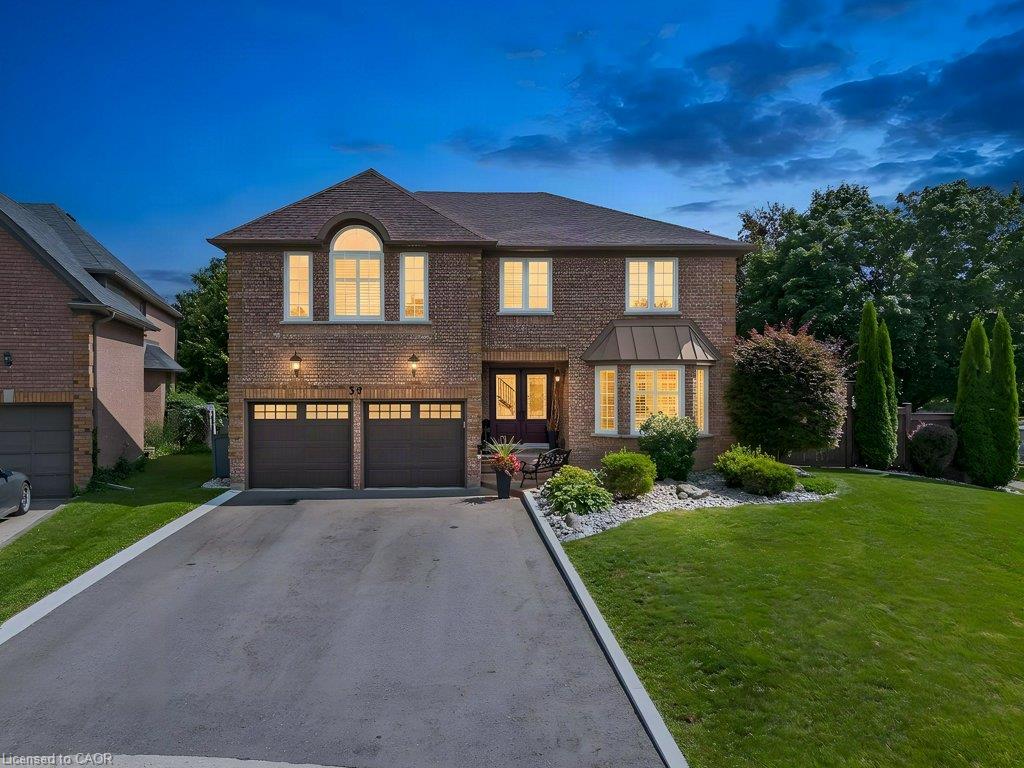 39 Falcon Court Property Photo 1
