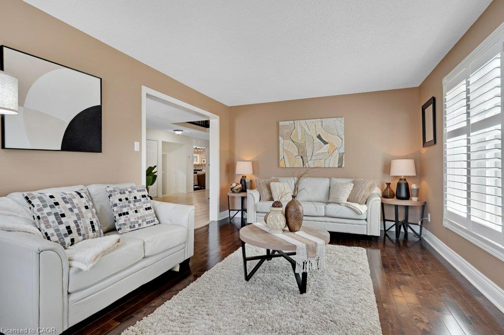 39 Falcon Court Property Photo 7