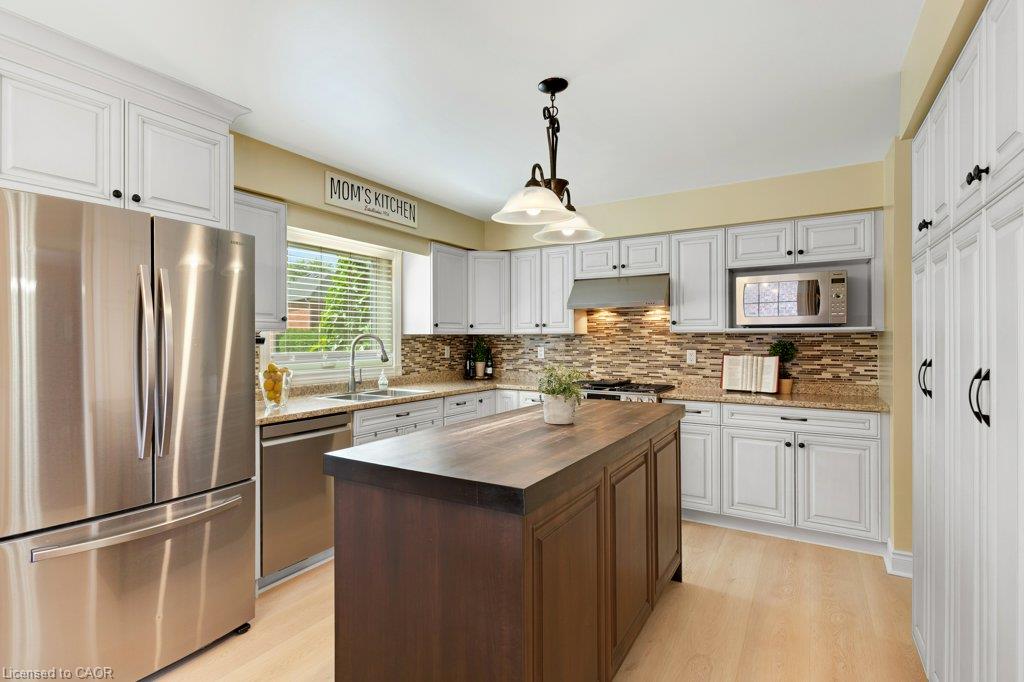 39 Falcon Court Property Photo 13