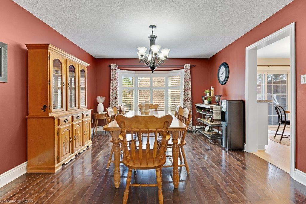 39 Falcon Court Property Photo 18