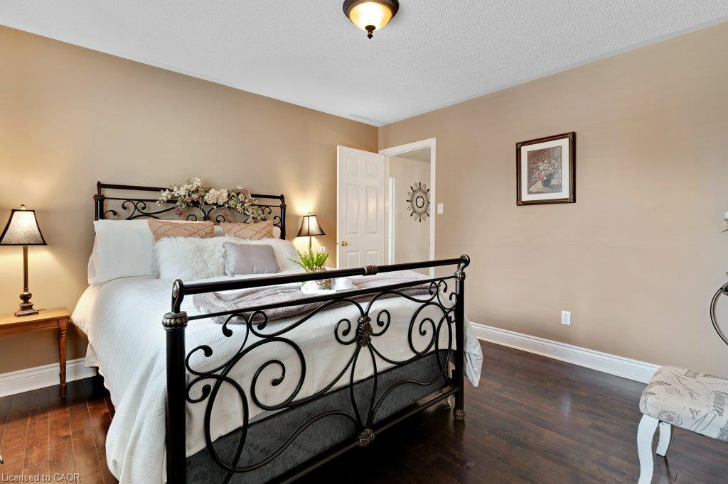 39 Falcon Court Property Photo 28
