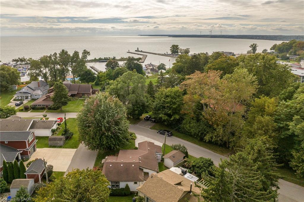16 Broad Street Property Photo 2