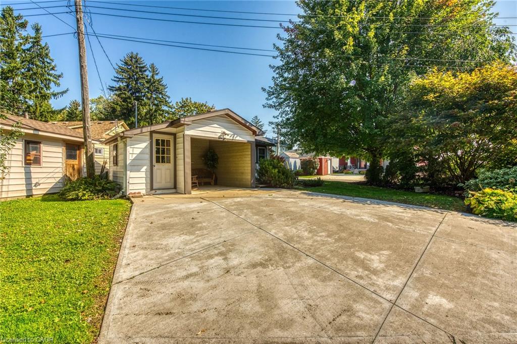 16 Broad Street Property Photo 24