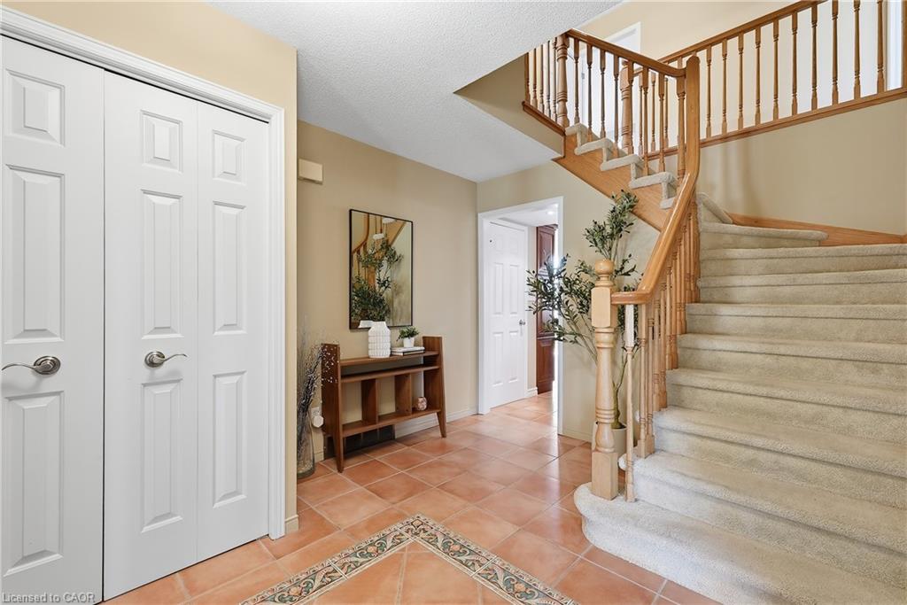 46 Devils Creek Drive Property Photo 8
