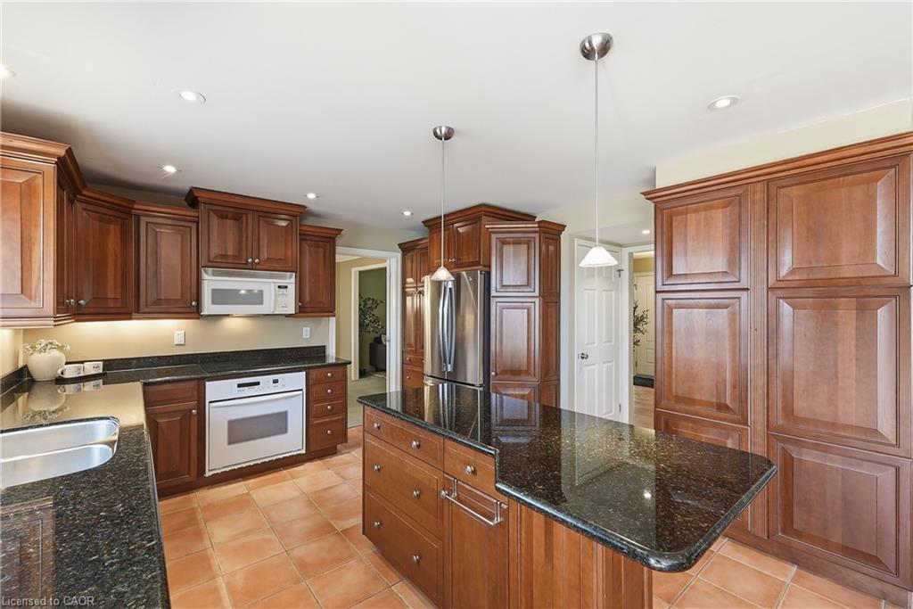 46 Devils Creek Drive Property Photo 17