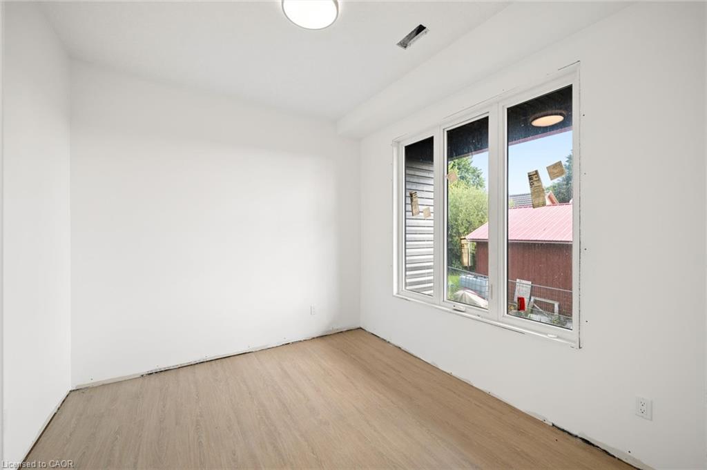 138 Charlotta Street Property Photo 30
