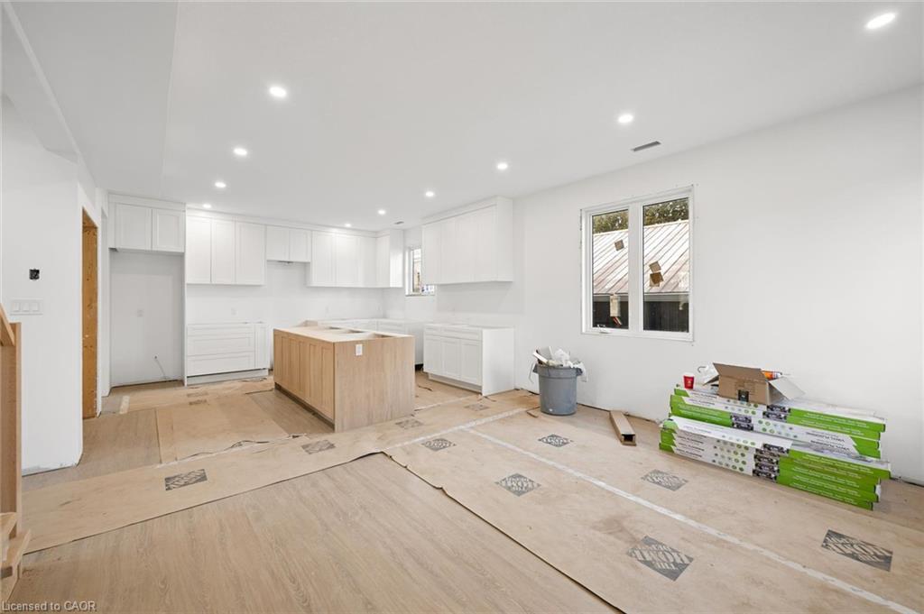 138 Charlotta Street Property Photo 31