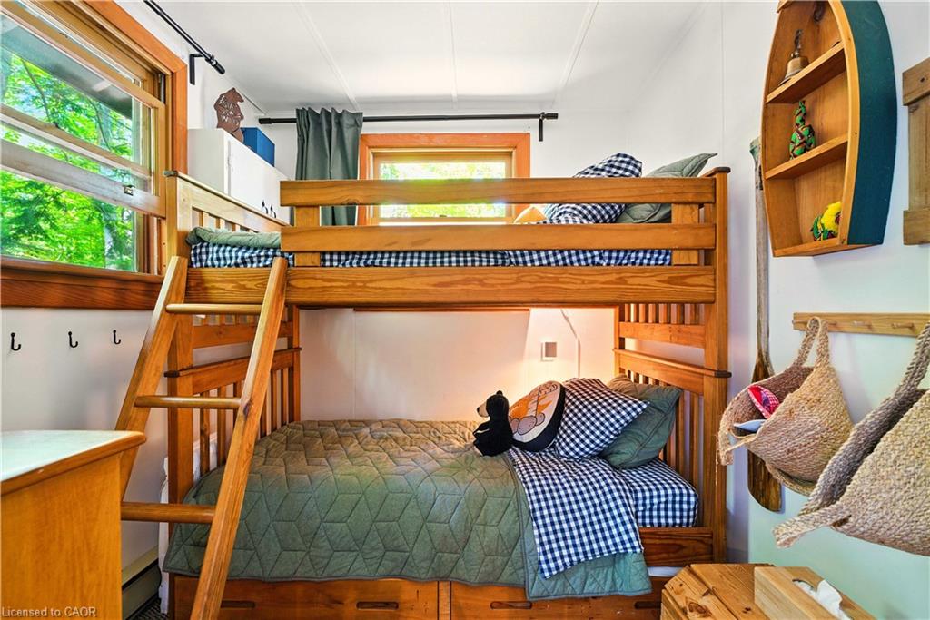 1009 Fogo Street Property Photo 31