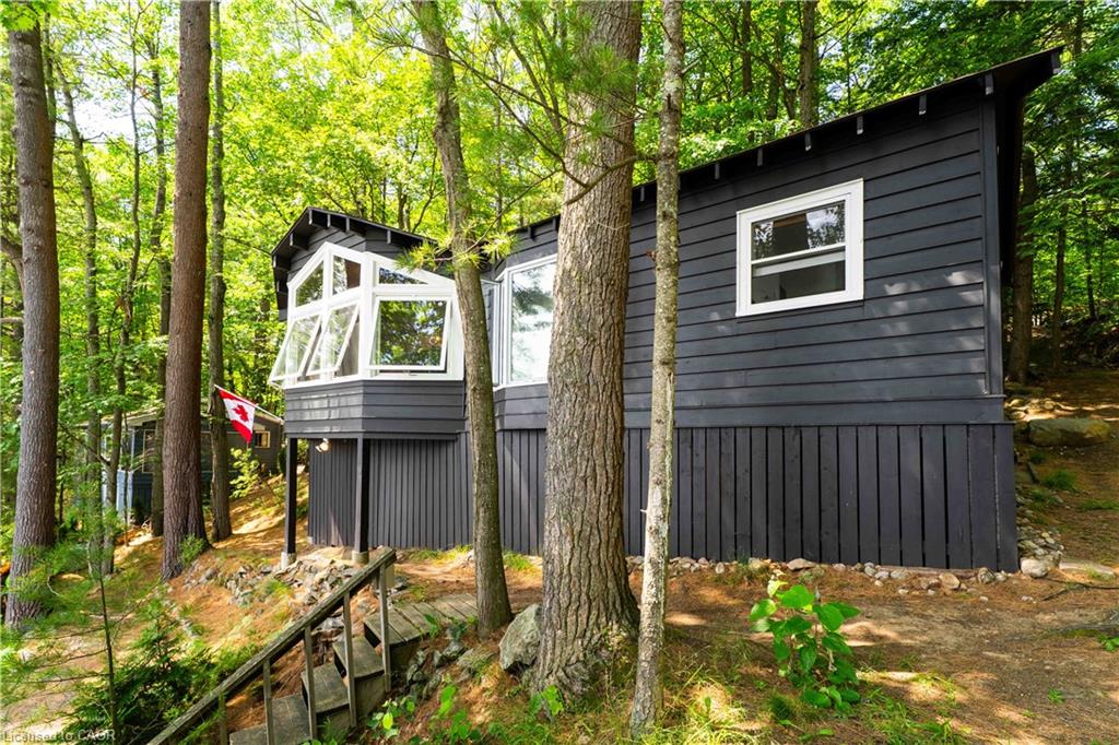 1009 Fogo Street Property Photo 38