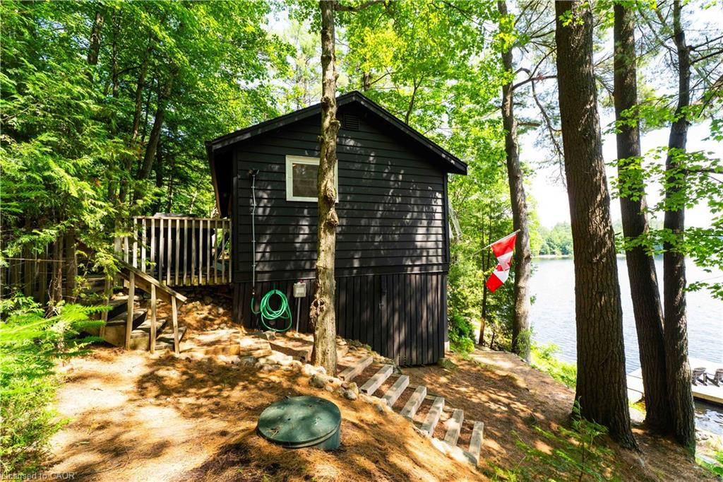 1009 Fogo Street Property Photo 40