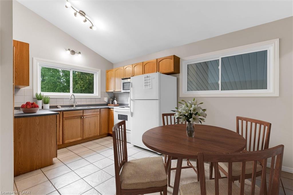 38 Tewksbury Crescent Property Photo 5