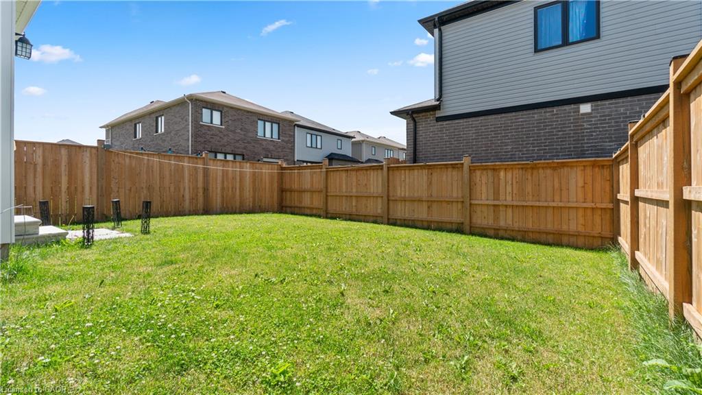 61 Rainbow Drive Property Photo 22