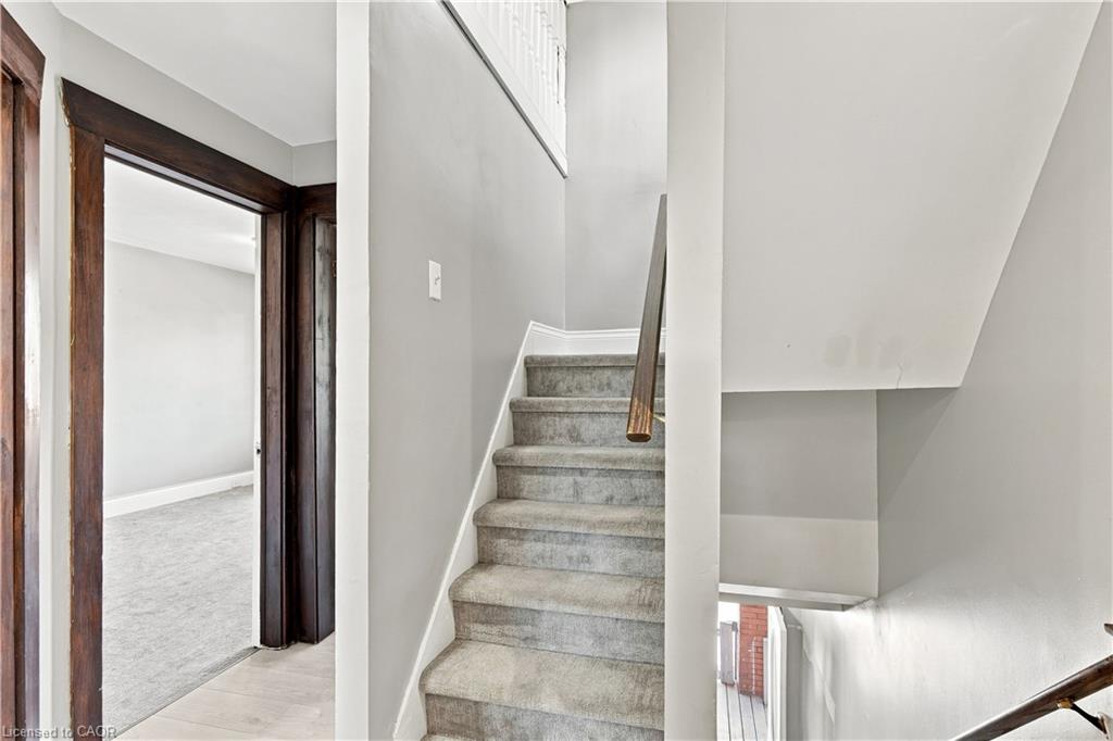 570 Cannon Street E Property Photo 21