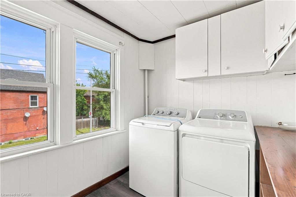570 Cannon Street E Property Photo 27