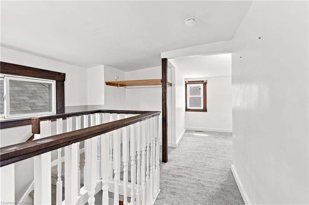 570 Cannon Street E Property Photo 29