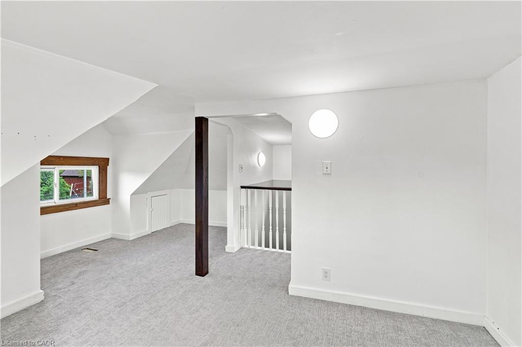 570 Cannon Street E Property Photo 30