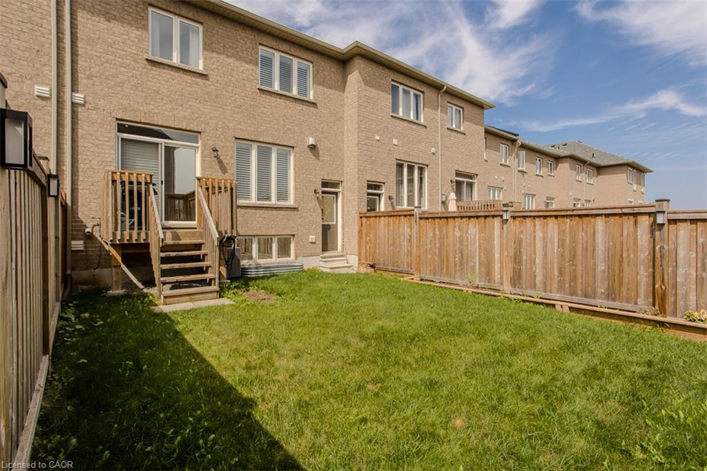 11 Cooley Grove Property Photo 8