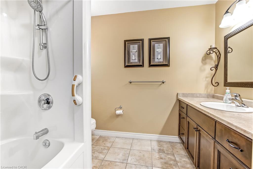6 Cats Paw Drive Property Photo 15