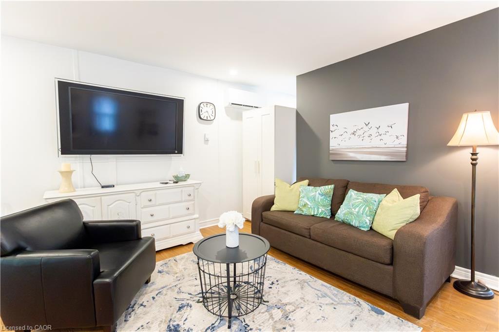 46 John Street Property Photo 4