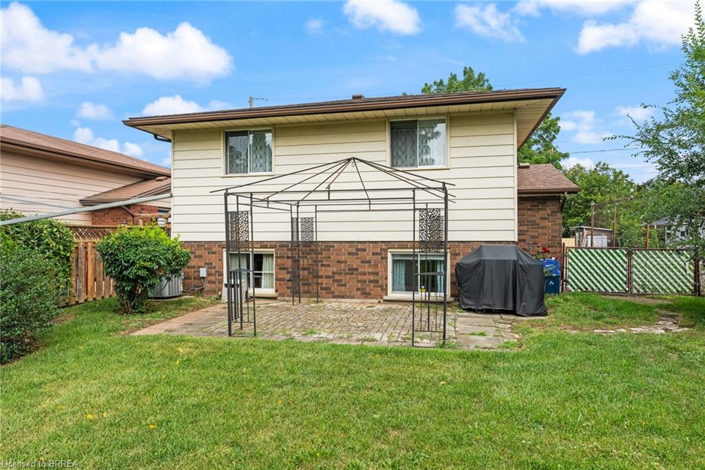55 Edward Street Property Photo 24