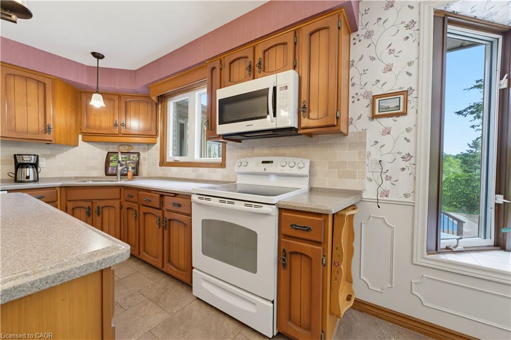 901 Safari Road Property Photo 17