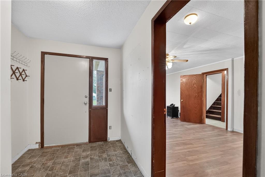 119 North Cayuga Street W Property Photo 8
