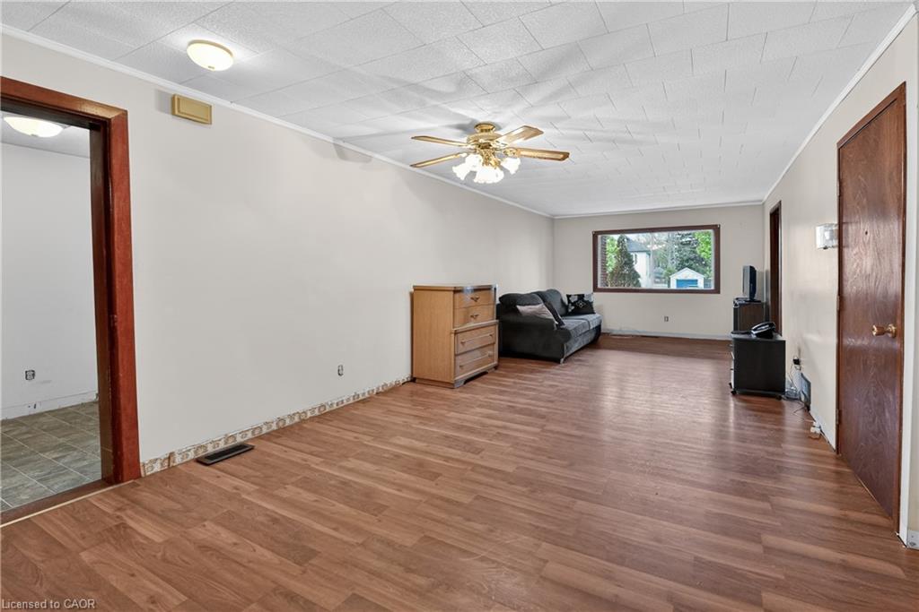 119 North Cayuga Street W Property Photo 10