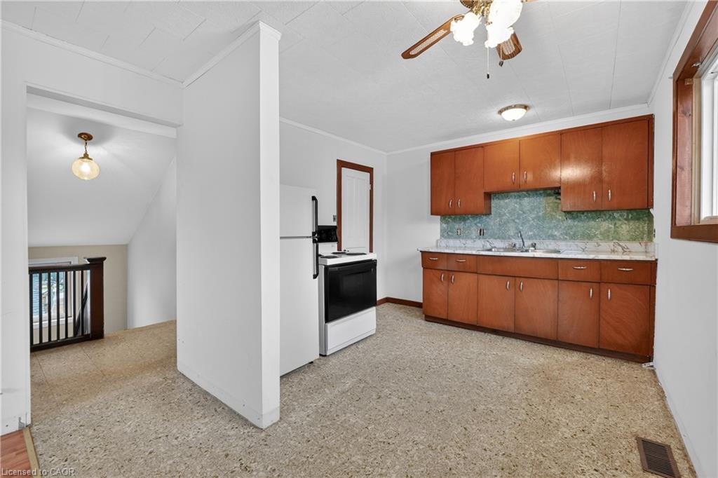 119 North Cayuga Street W Property Photo 21
