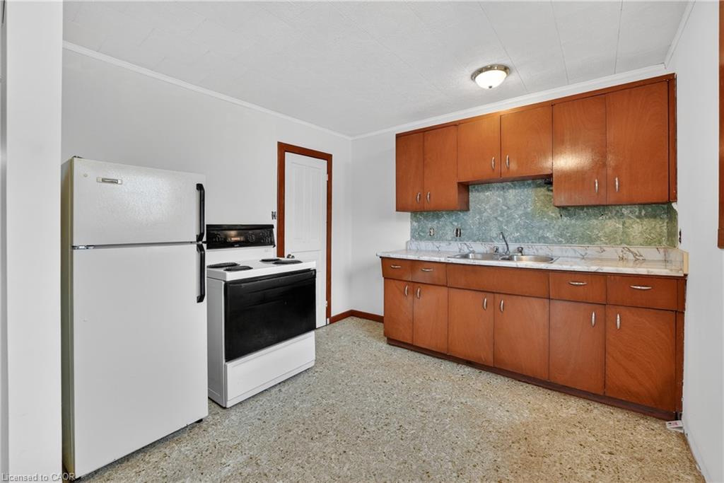 119 North Cayuga Street W Property Photo 22