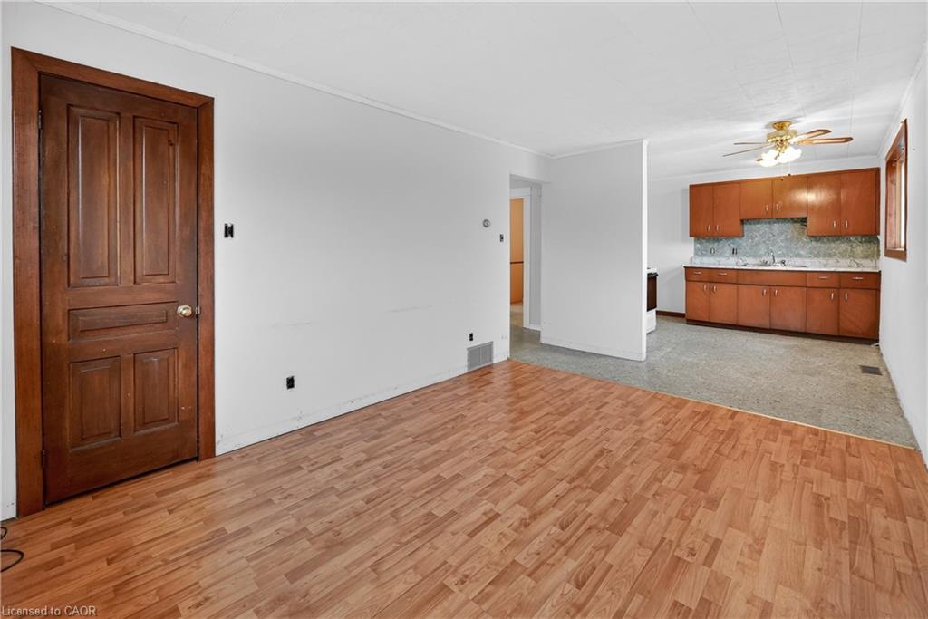 119 North Cayuga Street W Property Photo 23