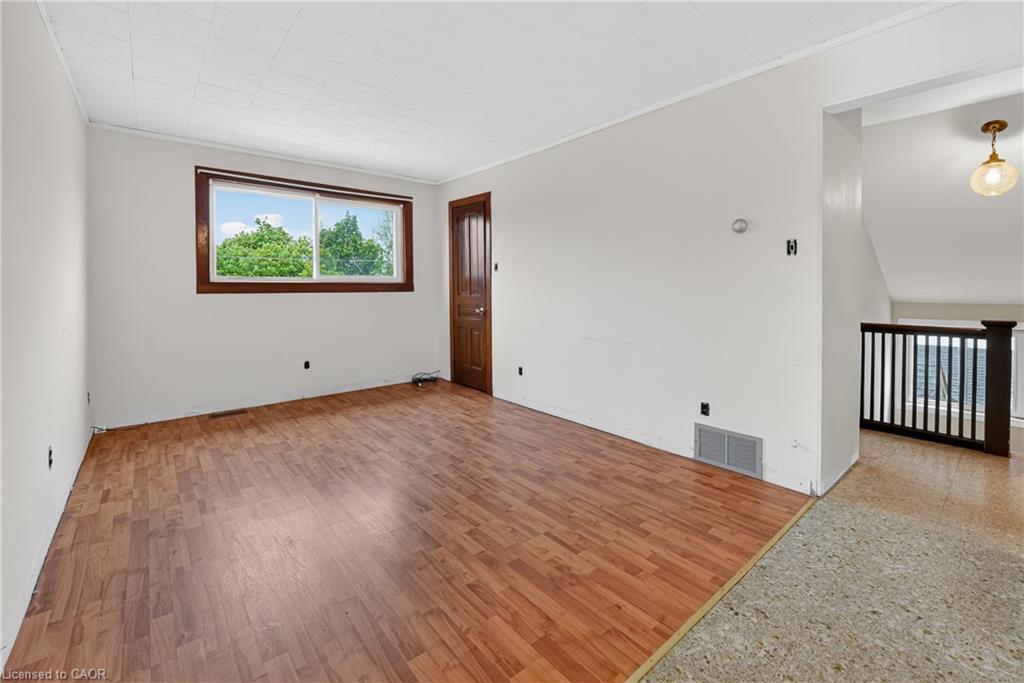 119 North Cayuga Street W Property Photo 25