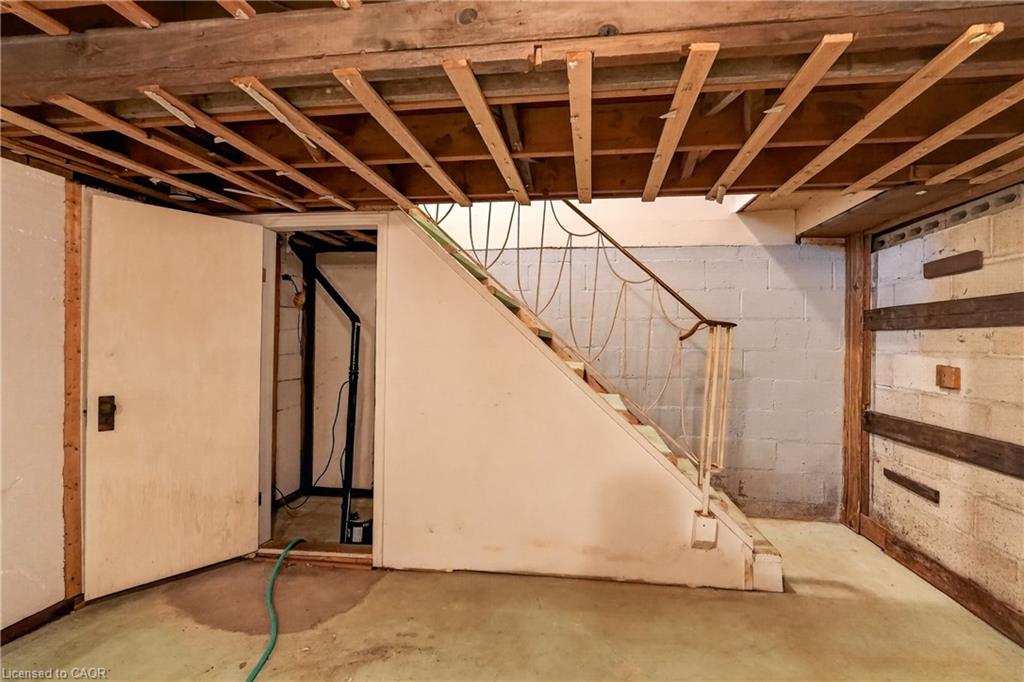 119 North Cayuga Street W Property Photo 33