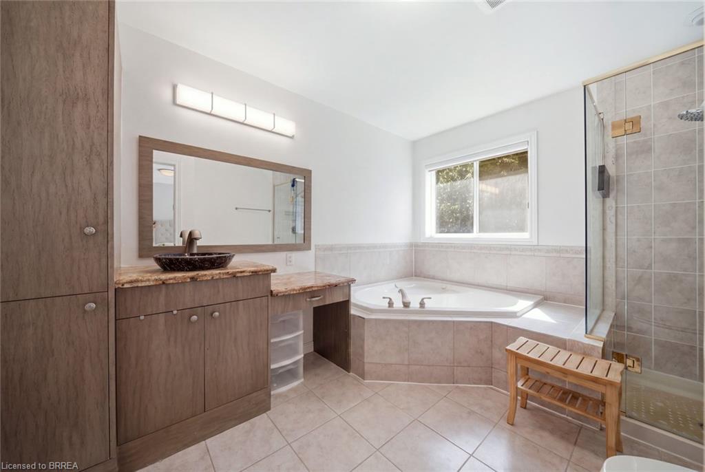 33 Hunter Way Property Photo 11