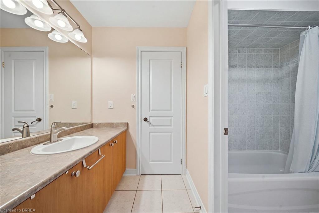 33 Hunter Way Property Photo 12
