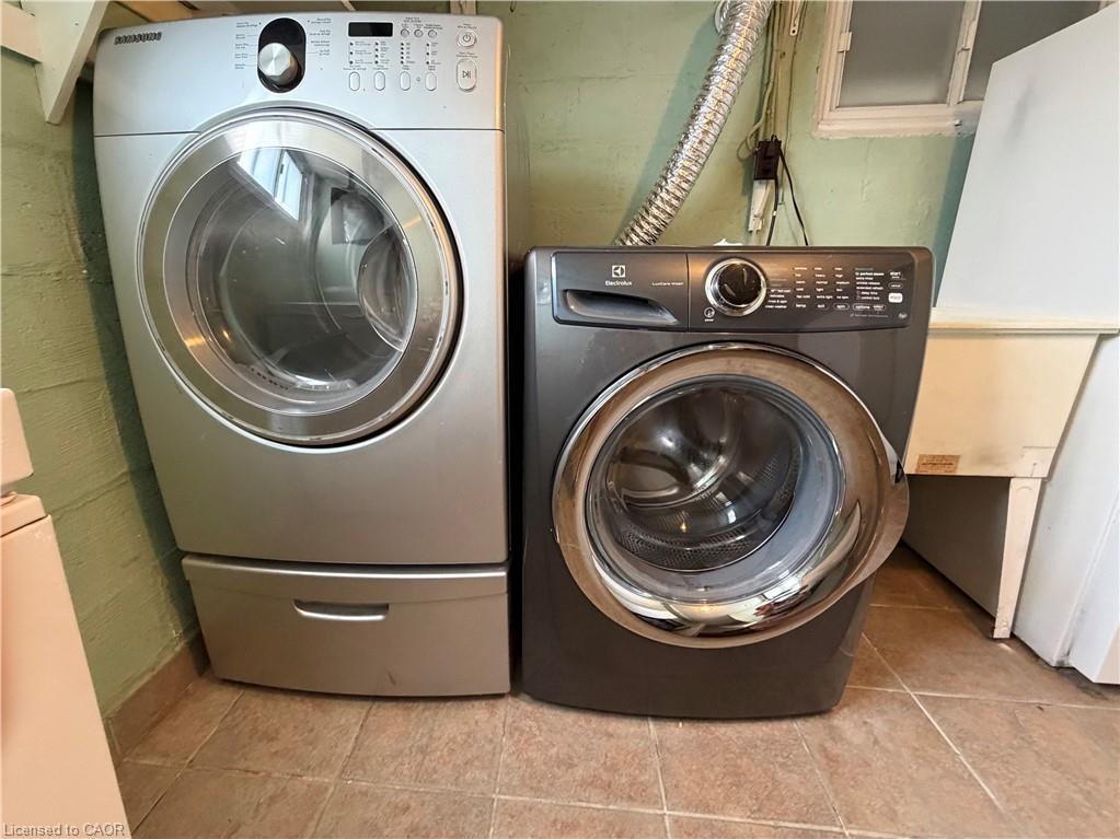 446 Upper Gage Avenue Property Photo 18