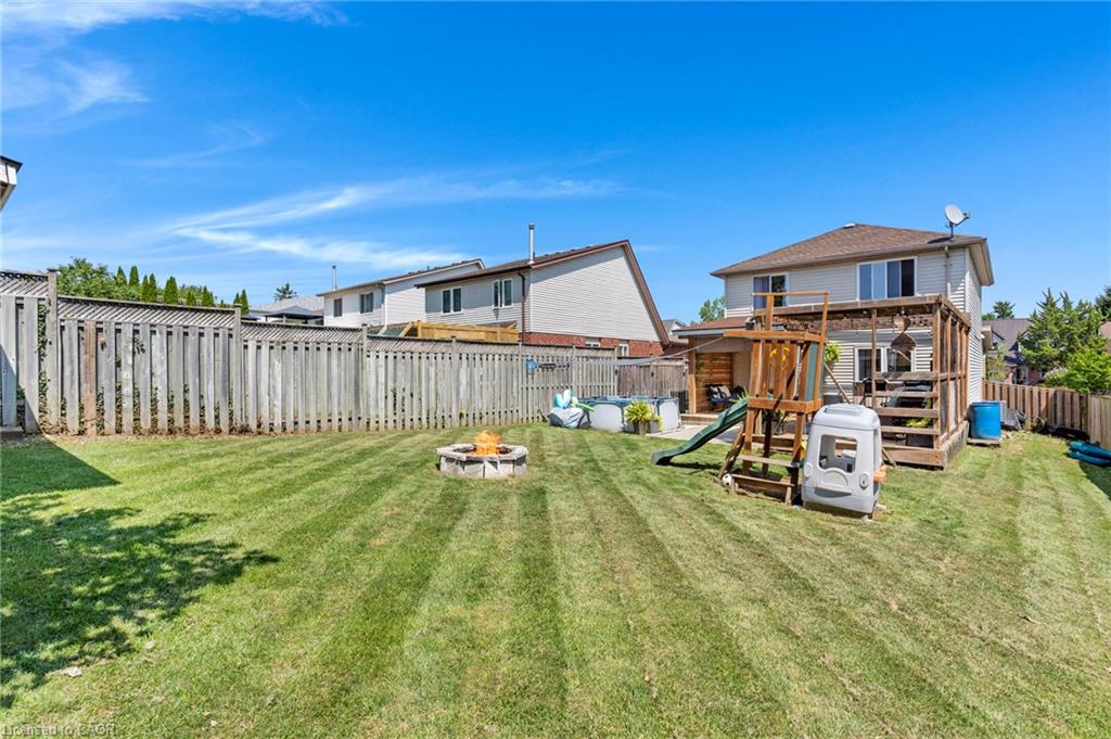 311 Misty Crescent Property Photo 33
