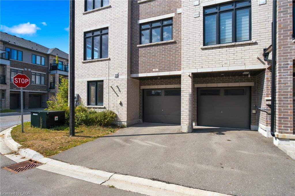 601-585 Colborne Street Property Photo 6
