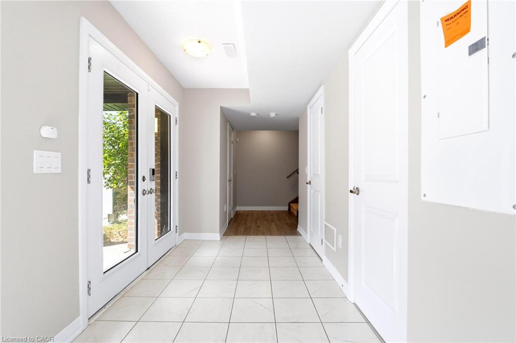 601-585 Colborne Street Property Photo 8