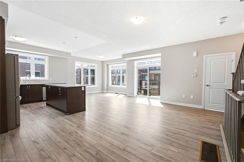 601-585 Colborne Street Property Photo 13