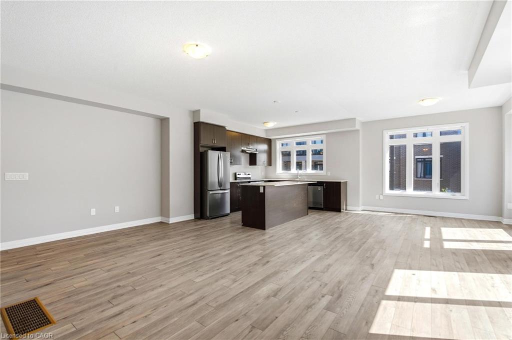 601-585 Colborne Street Property Photo 14