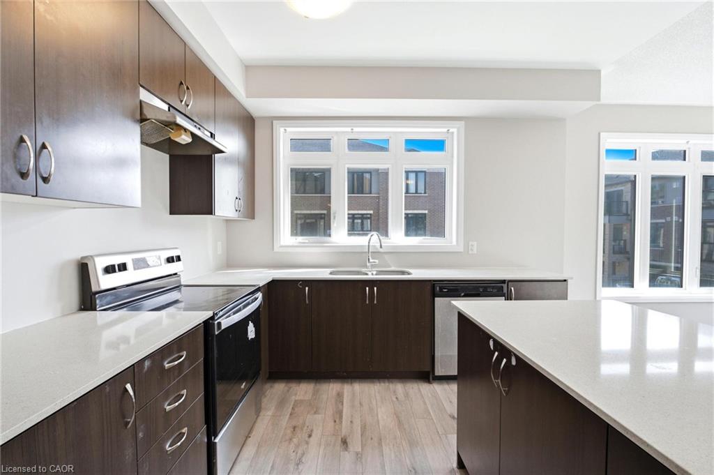 601-585 Colborne Street Property Photo 16
