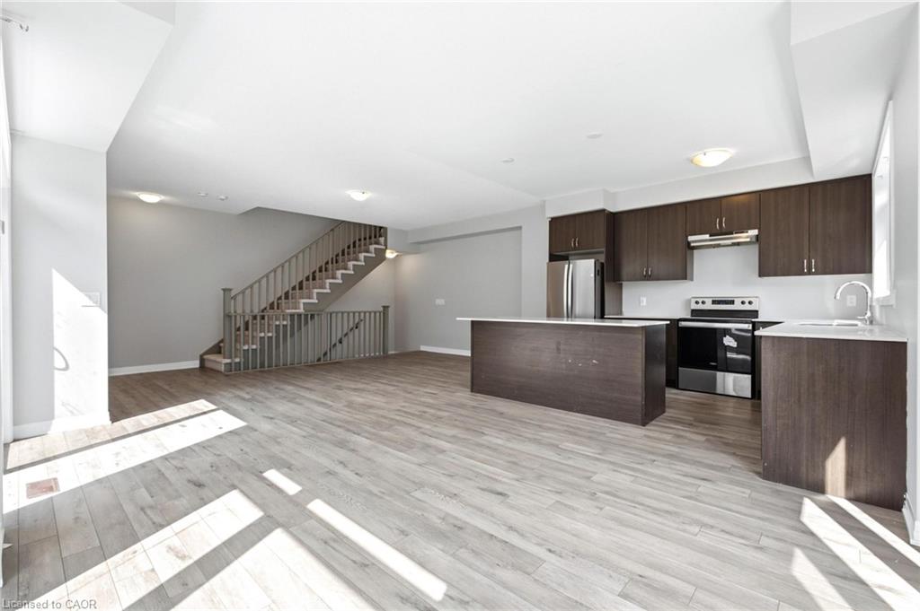 601-585 Colborne Street Property Photo 19