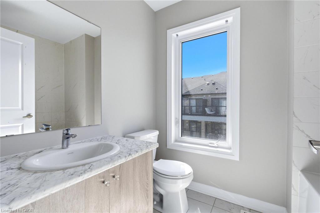 601-585 Colborne Street Property Photo 29