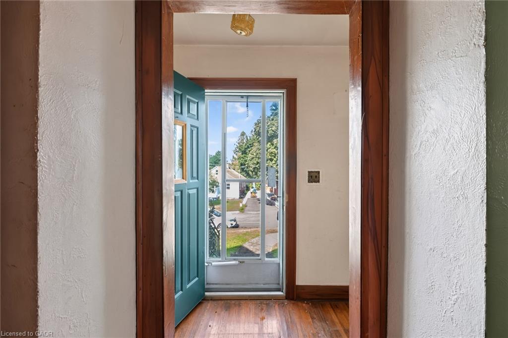 21 Ormond Crescent Property Photo 7
