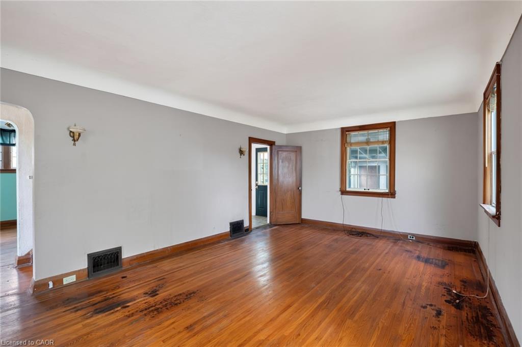 21 Ormond Crescent Property Photo 17